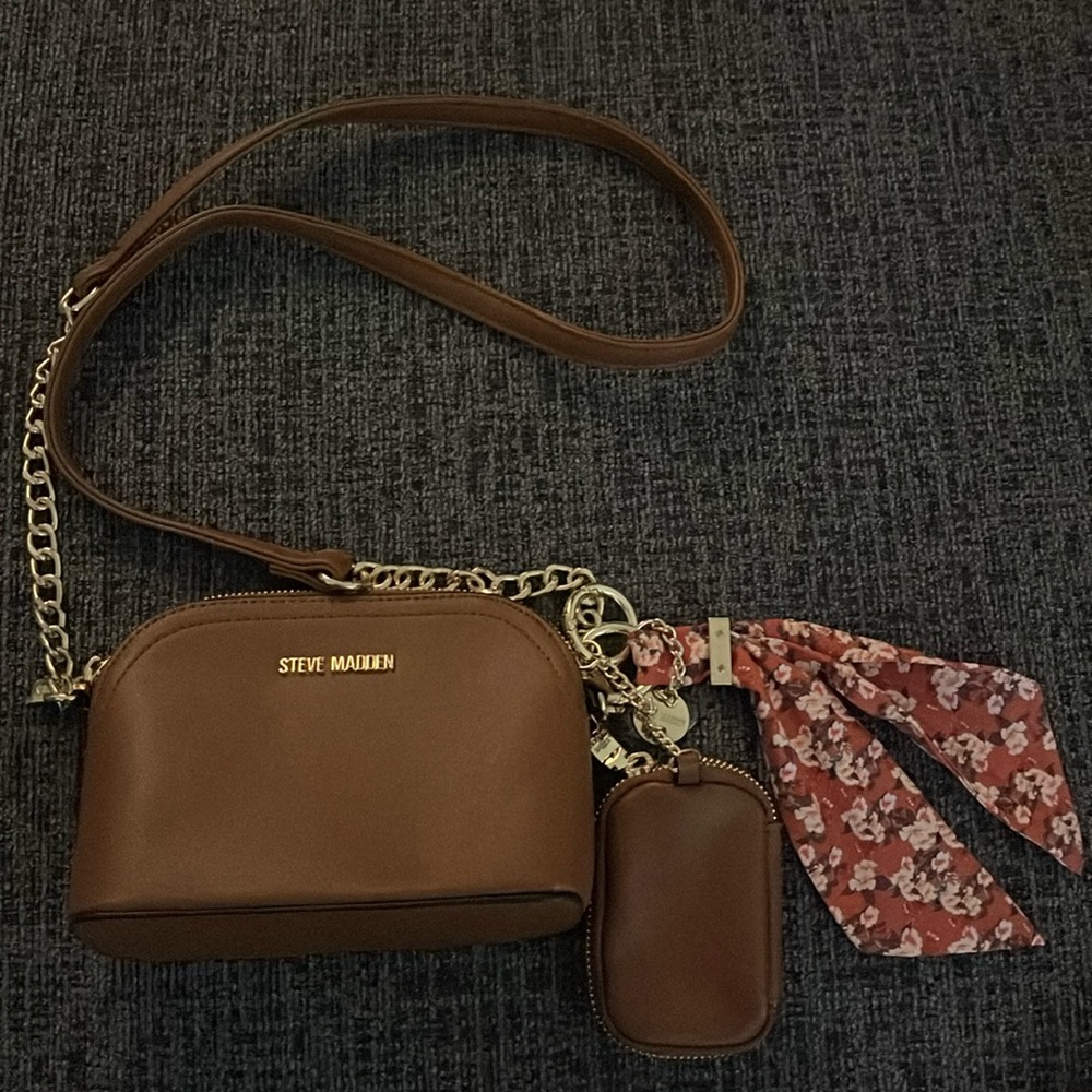 Steve Madden cross body
